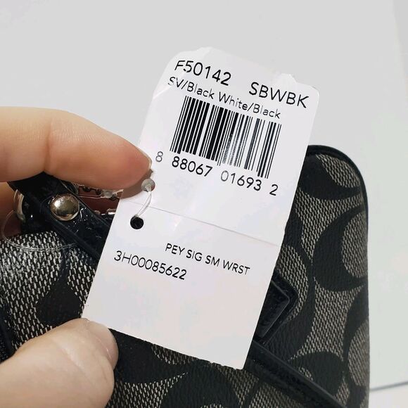 Coach Signature Peyton Wristlet Clutch Pouch Purse NWT Black Gray - Picture 6 of 7